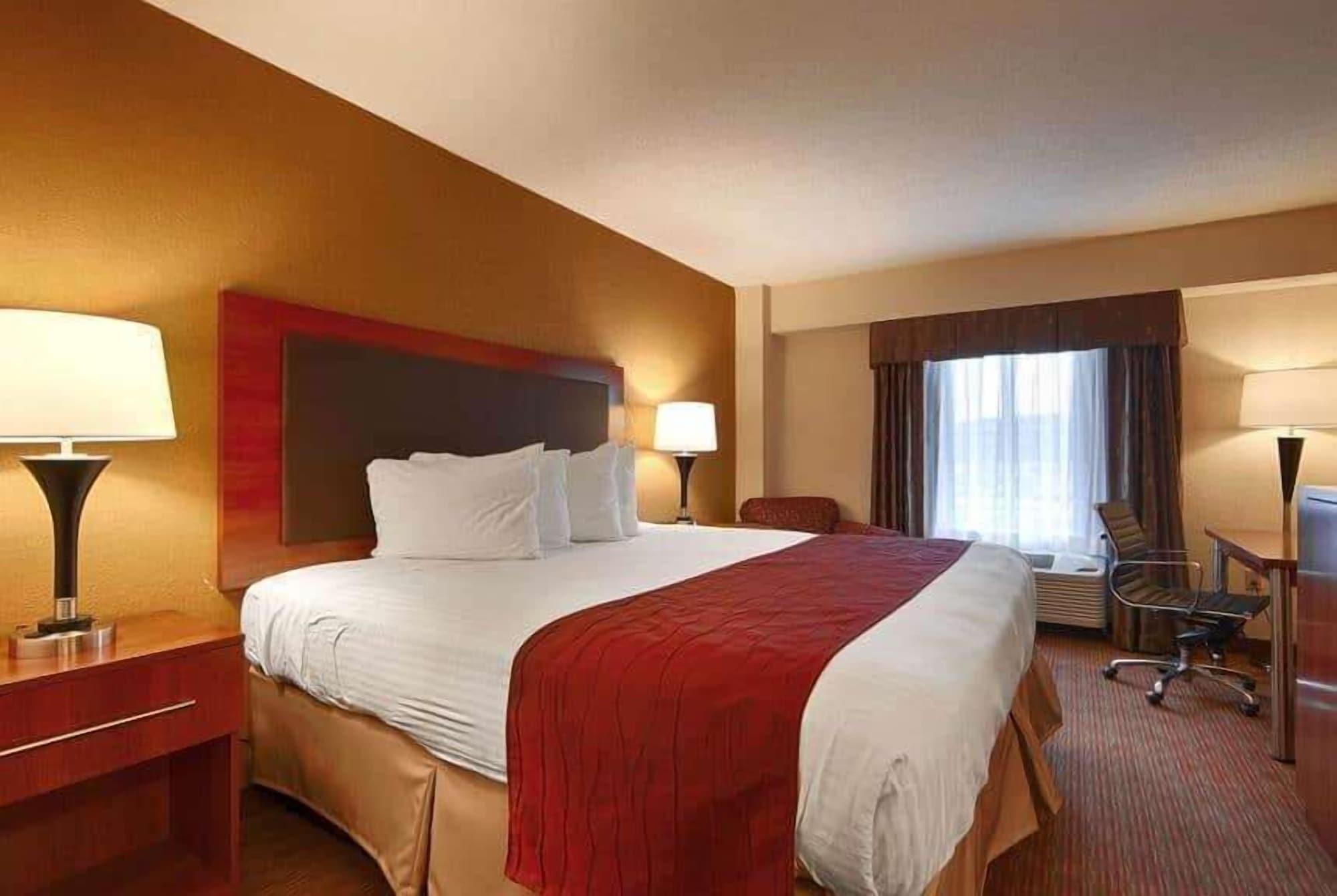 Days Inn By Wyndham Indiana Benjamin Franklin Highway Εξωτερικό φωτογραφία